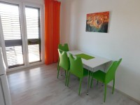 ZELENI APARTMAN – VILLA RENATA – POVLJA  OTOK BRAČ